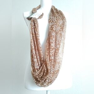 NEW Lavello Infinity Scarf Holiday Winter Brown White Leaves Berries Dot Print